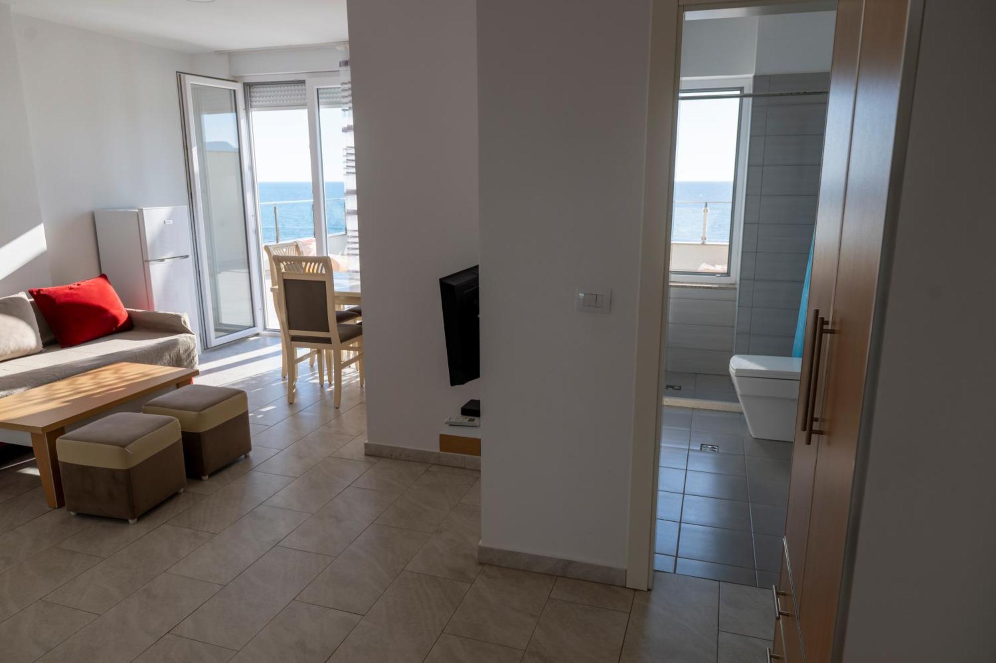 Roxhensi Apartment Shengjin Exterior photo