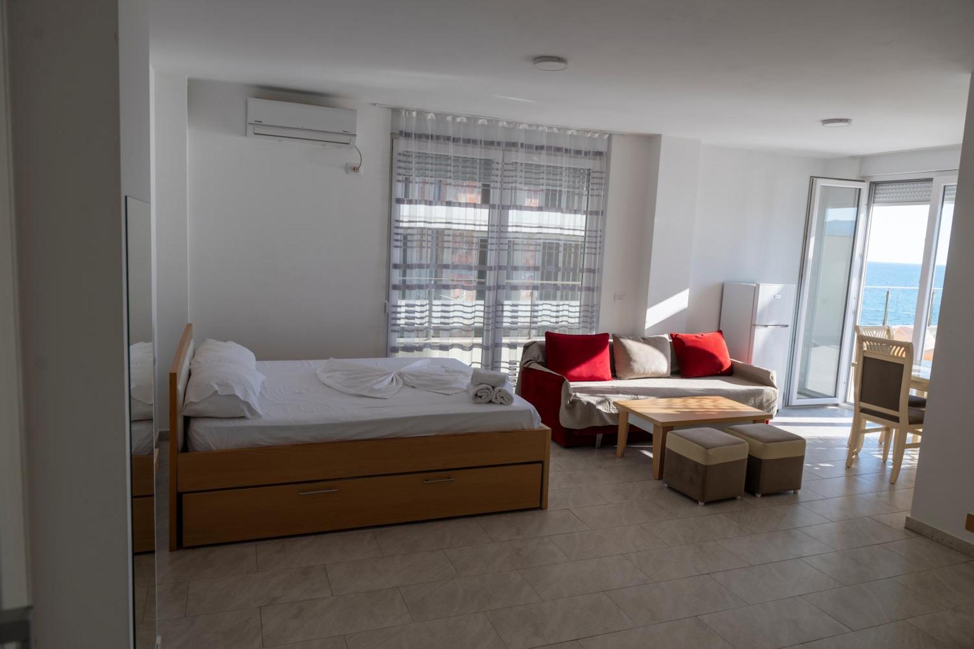 Roxhensi Apartment Shengjin Exterior photo